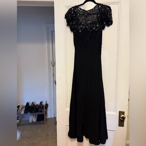 Vintage 1979s Elegant Black Evening Gown